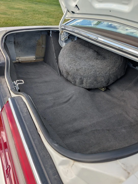 1978 Ford Thunderbird 7th Gen - Image 27 of 31