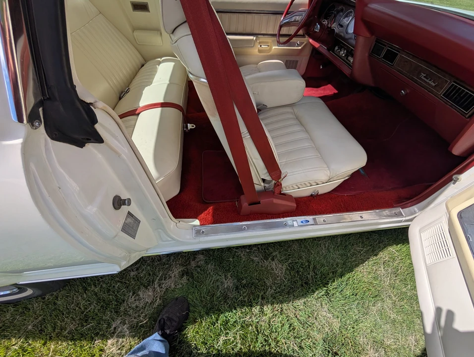 1978 Ford Thunderbird 7th Gen - Image 18 of 31