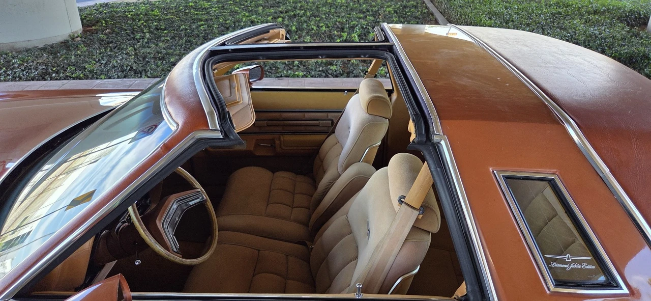 1978 Ford Thunderbird 7th Gen - Image 10 of 21