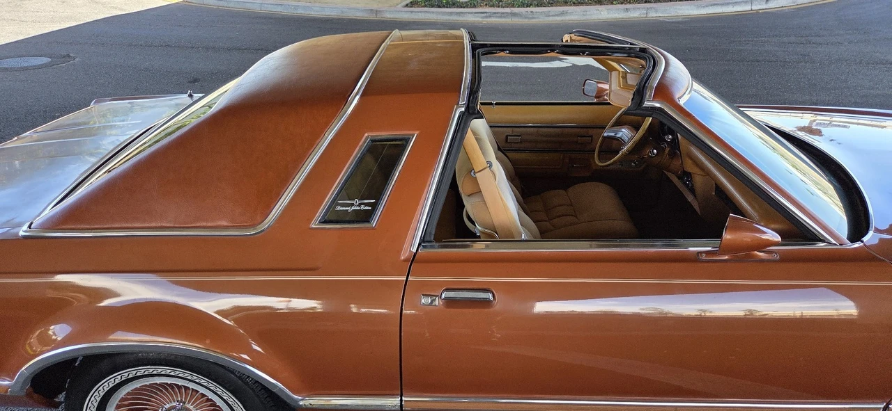 1978 Ford Thunderbird 7th Gen - Image 11 of 21