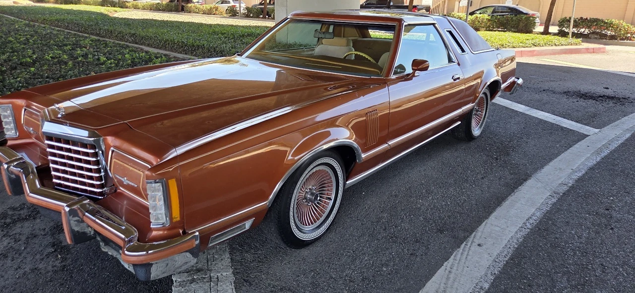 1978 Ford Thunderbird 7th Gen - Image 14 of 21