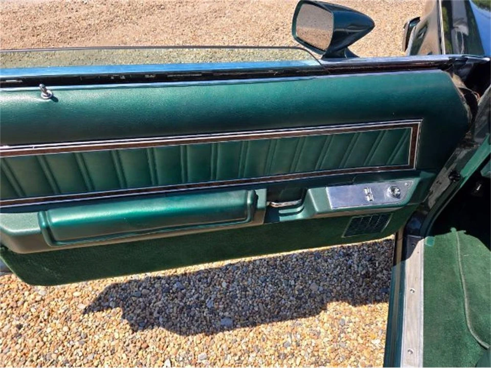 1978 Ford Thunderbird 7th Gen - Image 11 of 21