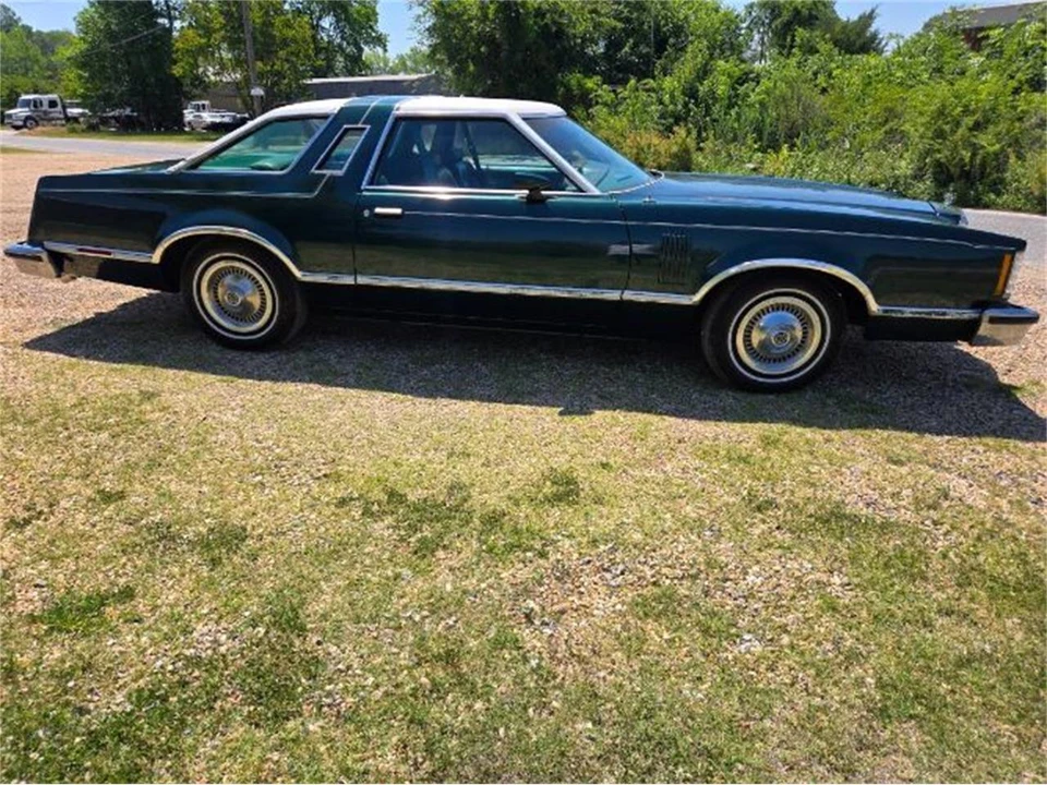 1978 Ford Thunderbird 7th Gen - Image 17 of 21