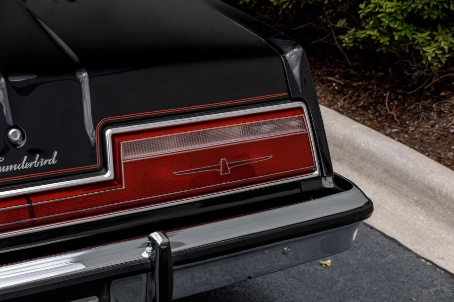 1978 Ford Thunderbird 7th Gen - Image 14 of 31