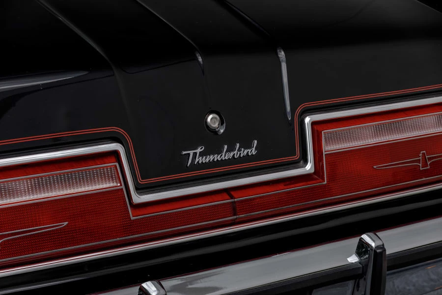 1978 Ford Thunderbird 7th Gen - Image 10 of 31