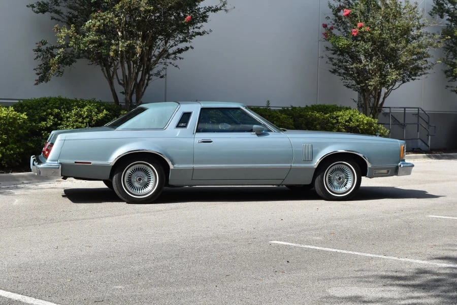 1978 Ford Thunderbird 7th Gen - Image 2 of 31