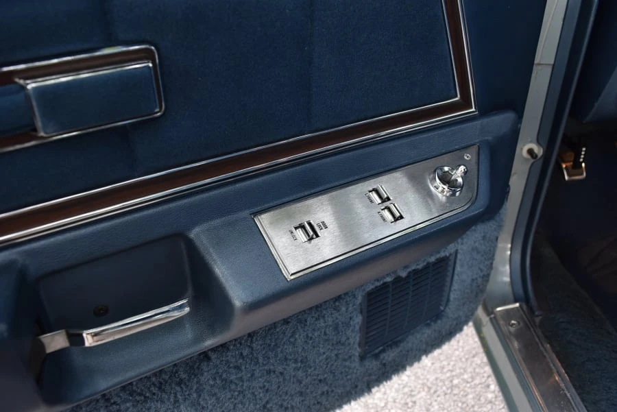 1978 Ford Thunderbird 7th Gen - Image 26 of 31
