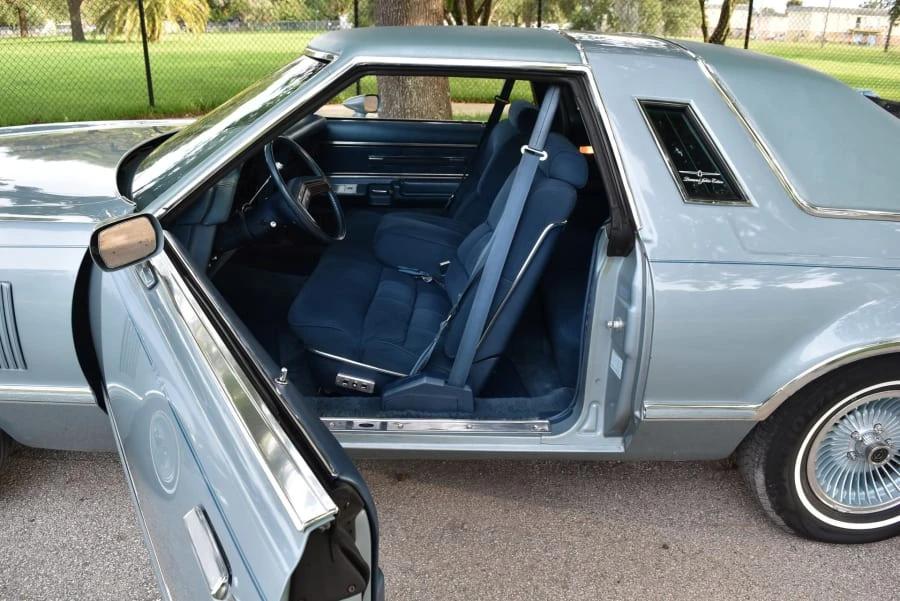 1978 Ford Thunderbird 7th Gen - Image 13 of 31