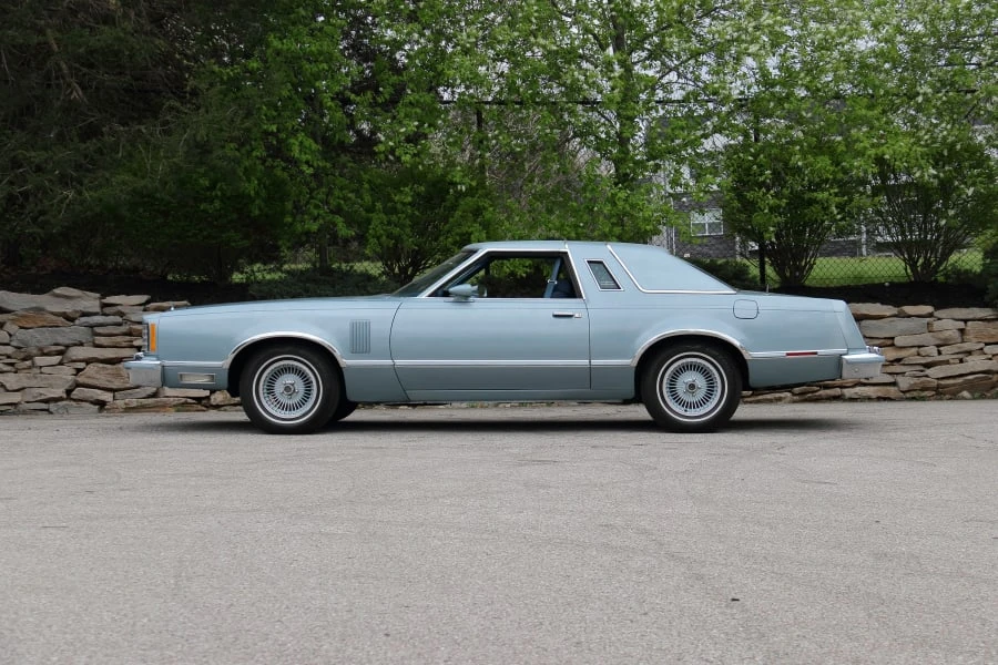 1978 Ford Thunderbird 7th Gen - Image 2 of 31