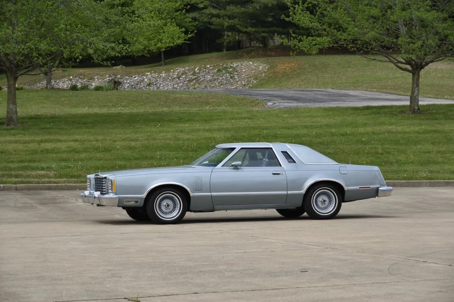1978 Ford Thunderbird 7th Gen - Image 18 of 31