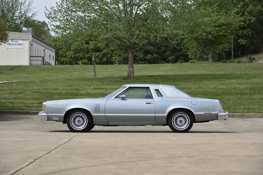 1978 Ford Thunderbird 7th Gen - Image 2 of 31