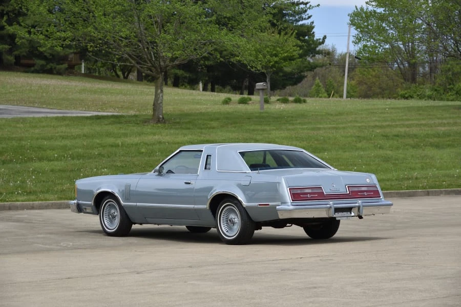 1978 Ford Thunderbird 7th Gen - Image 19 of 31
