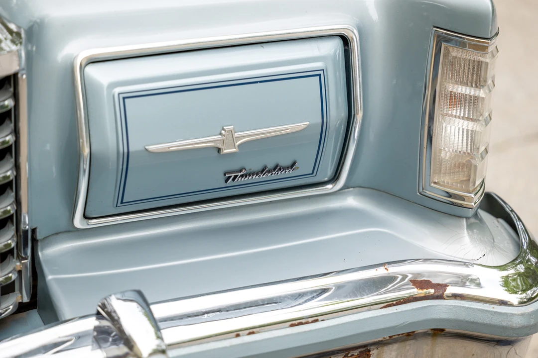 1978 Ford Thunderbird 7th Gen - Image 15 of 31