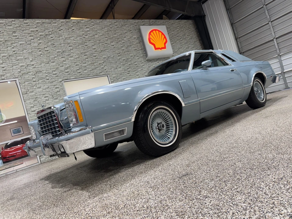 1978 Ford Thunderbird 6th Gen - Image 26 of 31