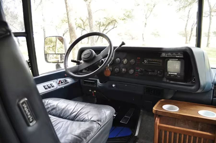 1978 GMC Motorhome - Image 11 of 15