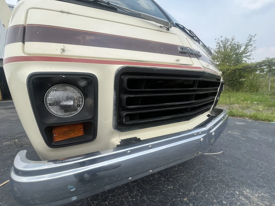1978 GMC Motorhome - Image 19 of 31