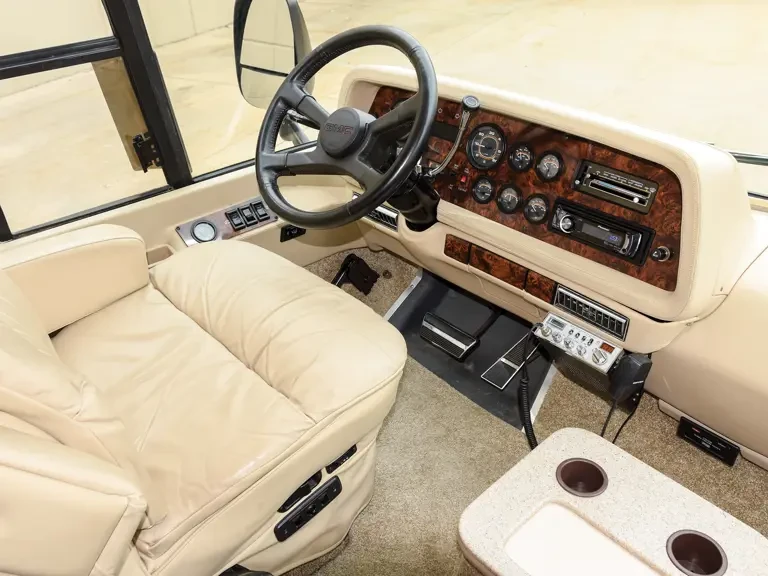 1978 GMC Motorhome - Image 4 of 12