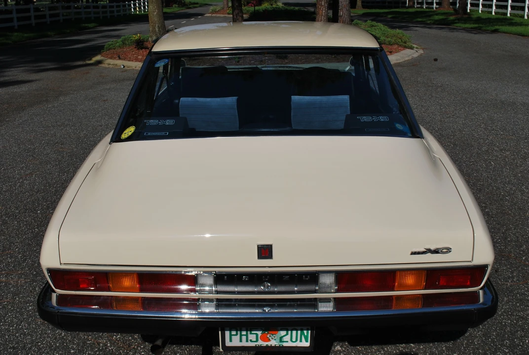 1978 Isuzu - Image 24 of 31