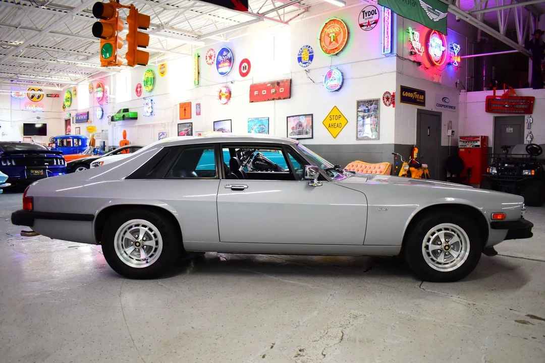 1978 Jaguar XJS Pre-Facelift V12 - Image 4 of 20