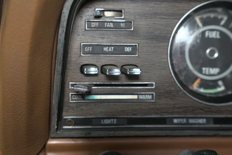 1978 Jeep SJ Wagoneer - Image 15 of 20