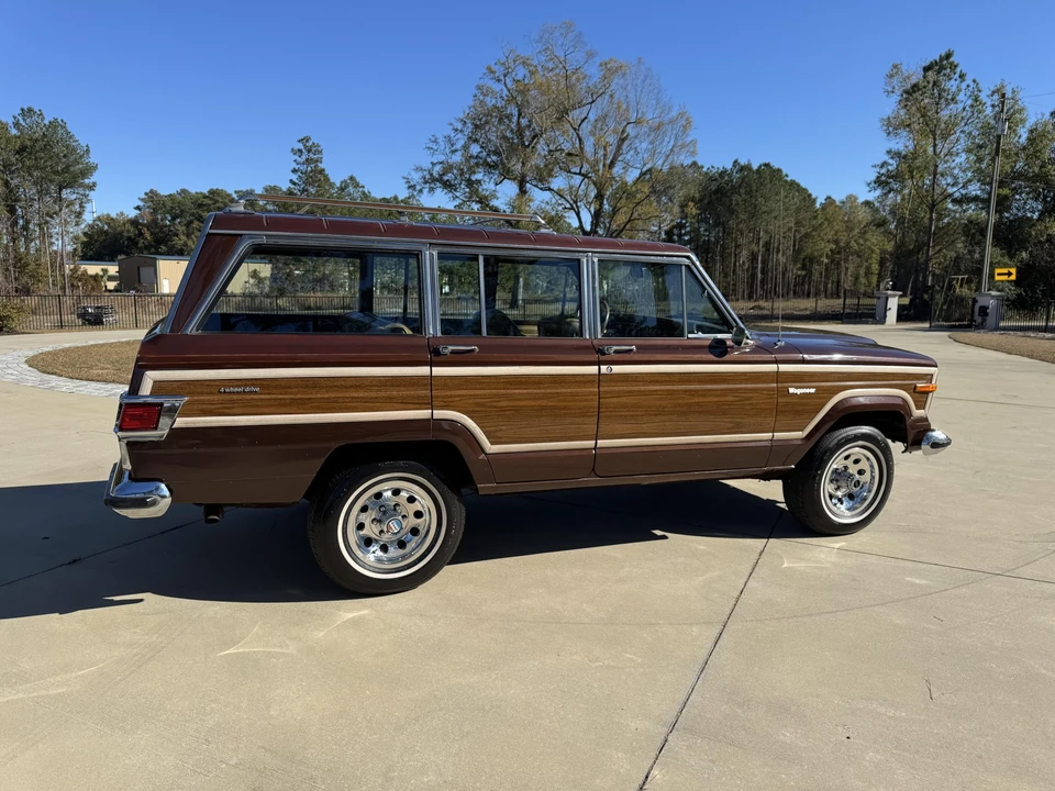 1978 Jeep SJ Wagoneer - Image 15 of 31