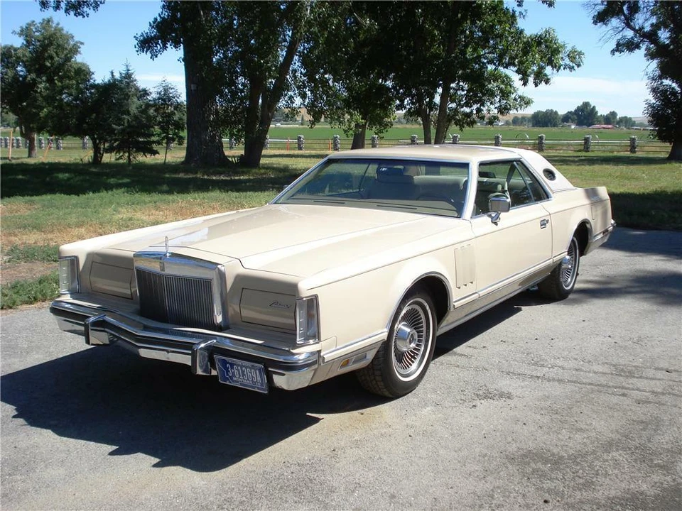 1978 Lincoln Continental Mark V - Image 2 of 5