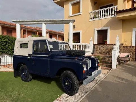 1978 Land Rover Series III 88 Santana
