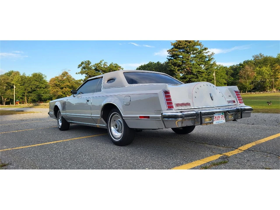 1978 Lincoln Continental 5th Gen - Image 3 of 15