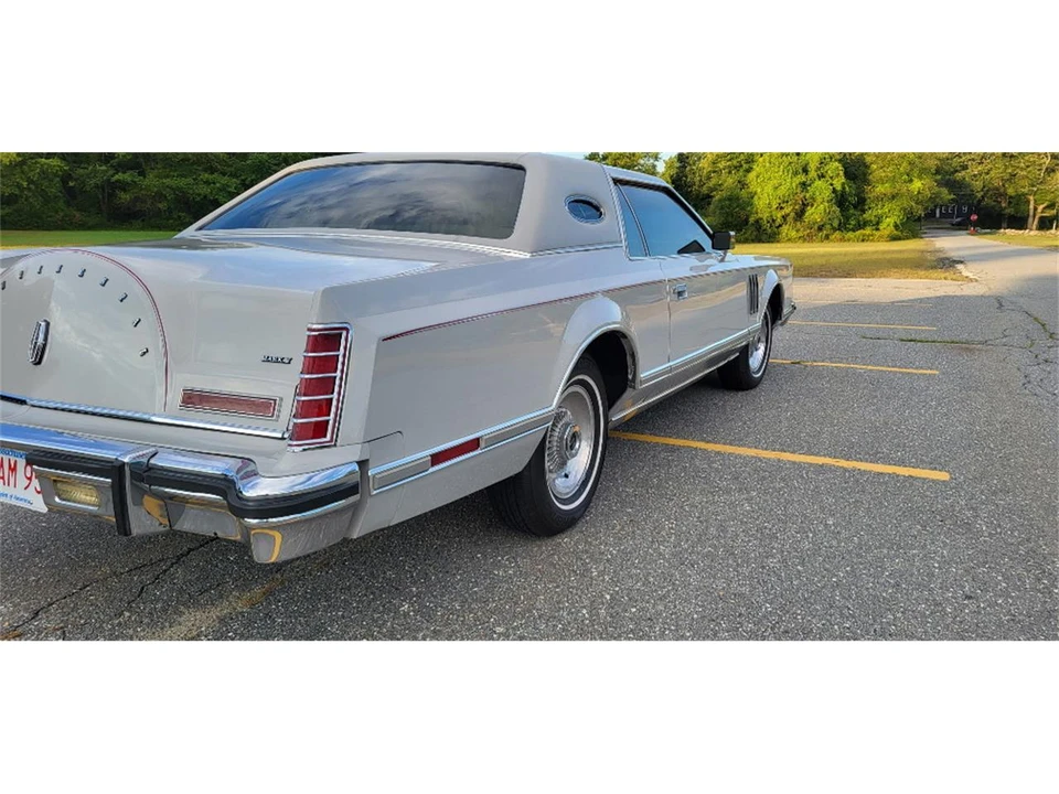 1978 Lincoln Continental 5th Gen - Image 5 of 15