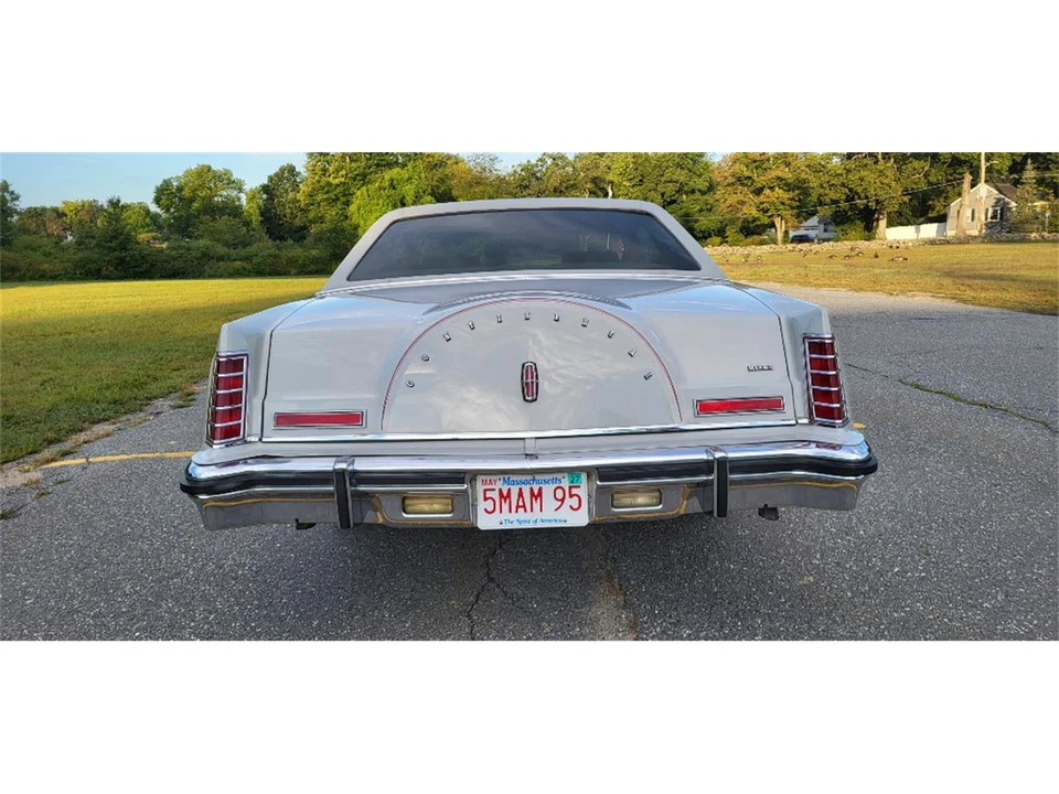 1978 Lincoln Continental 5th Gen - Image 4 of 15