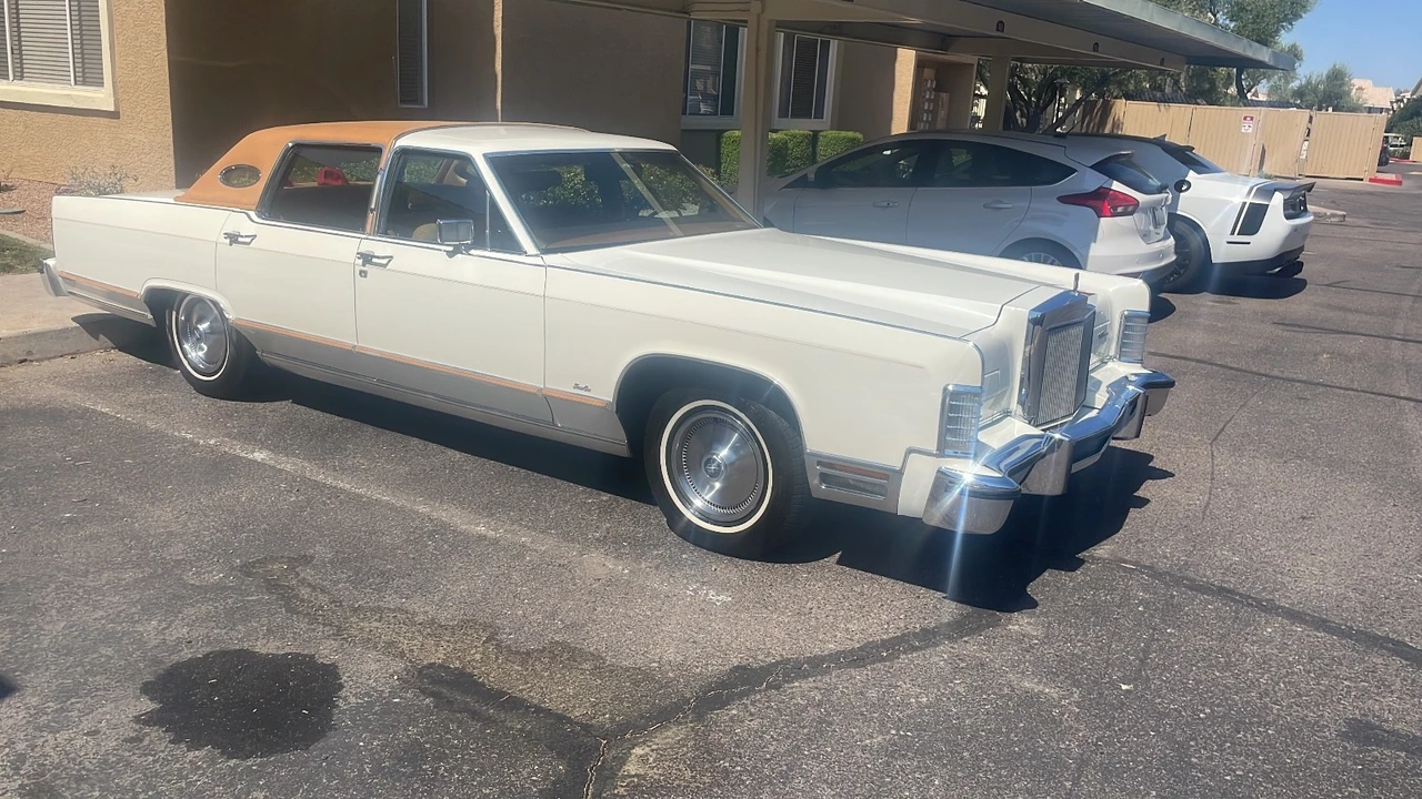 1978 Lincoln Continental 5th Gen - Image 2 of 12