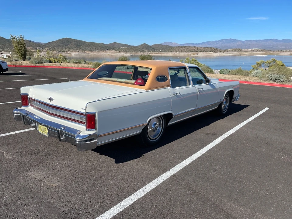 1978 Lincoln Continental 5th Gen - Image 4 of 12