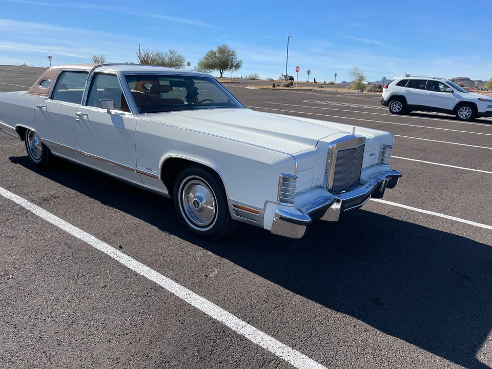 1978 Lincoln Continental 5th Gen - Image 3 of 12