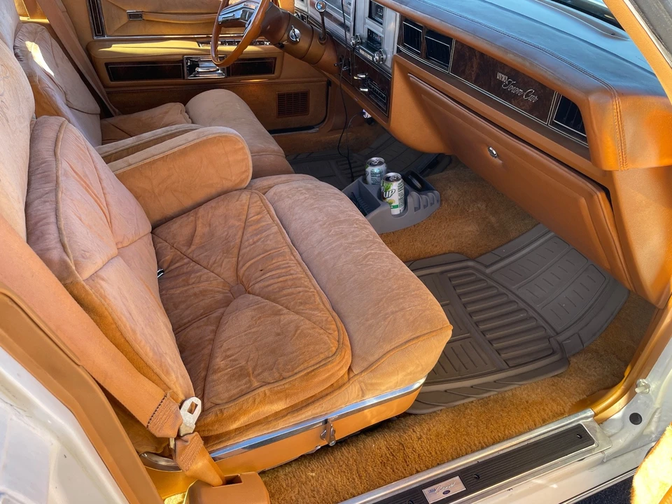 1978 Lincoln Continental 5th Gen - Image 9 of 12
