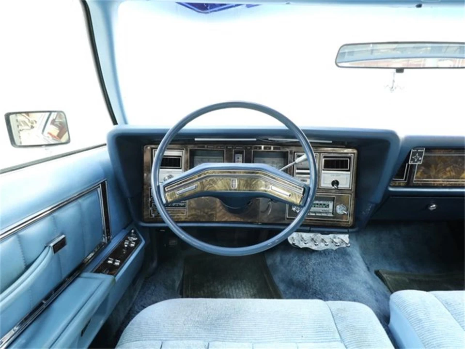 1978 Lincoln Continental 5th Gen - Image 11 of 31