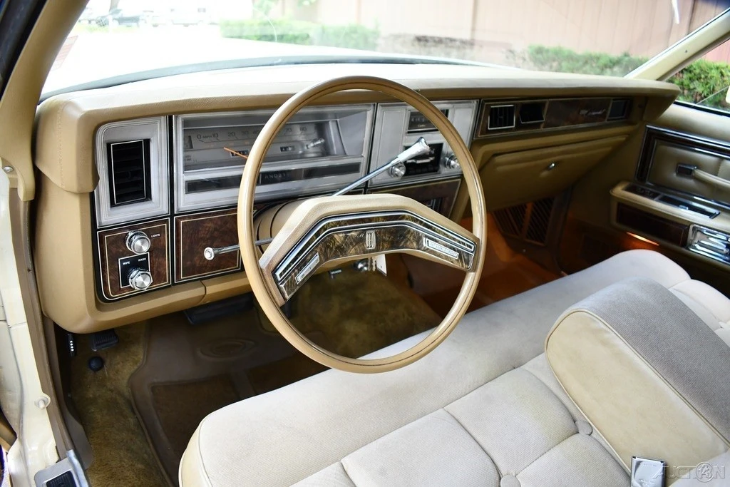 1978 Lincoln Continental 5th Gen - Image 14 of 21