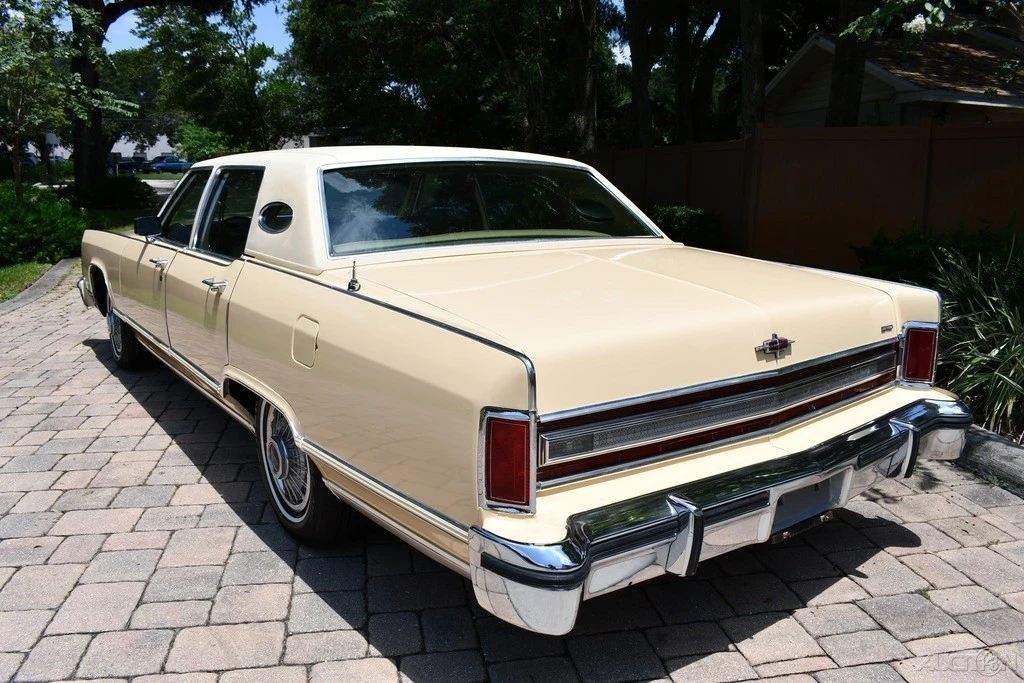 1978 Lincoln Continental 5th Gen - Image 5 of 21