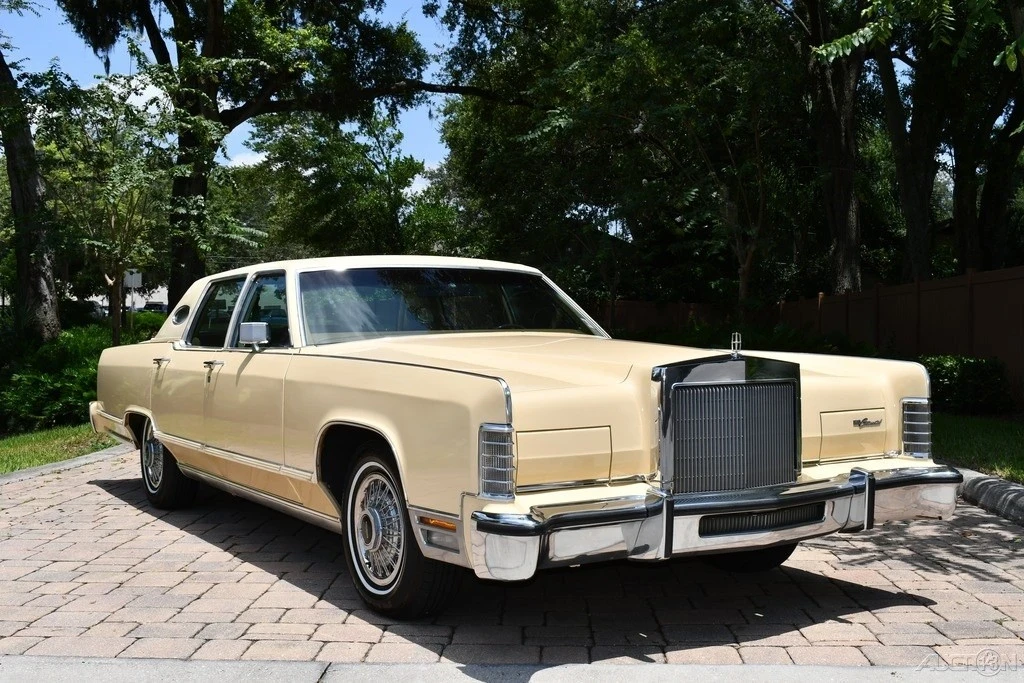 1978 Lincoln Continental 5th Gen - Image 2 of 21