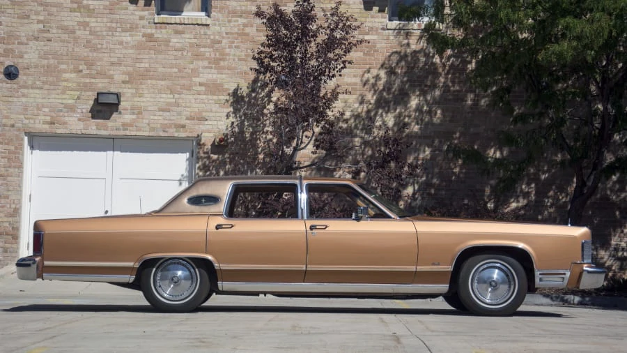 1978 Lincoln Continental 5th Gen - Image 2 of 8