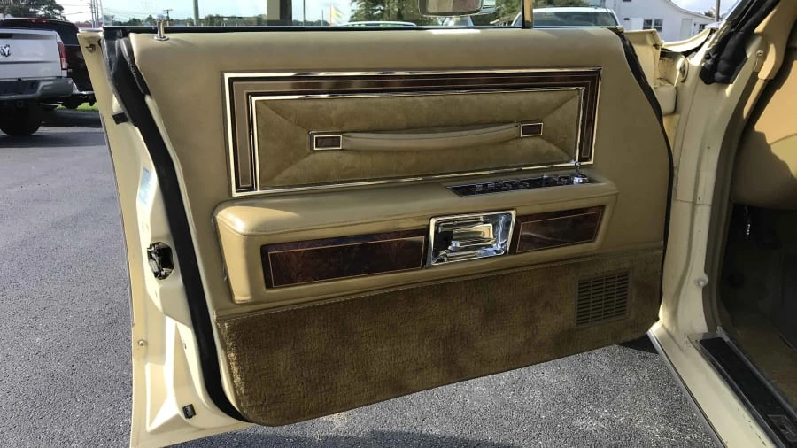 1978 Lincoln Continental 5th Gen - Image 11 of 23