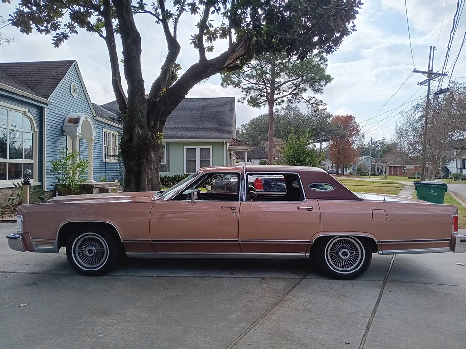 1978 Lincoln Continental 5th Gen - Image 16 of 31