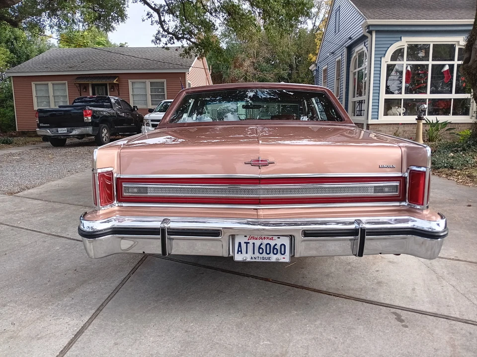 1978 Lincoln Continental 5th Gen - Image 18 of 31
