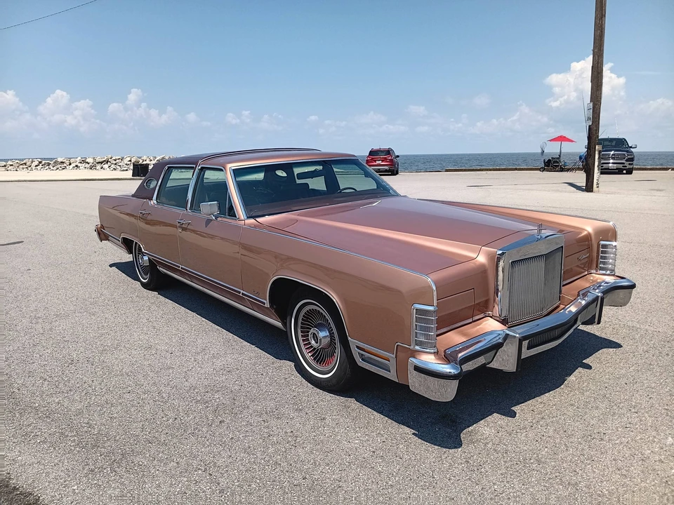 1978 Lincoln Continental 5th Gen - Image 3 of 31