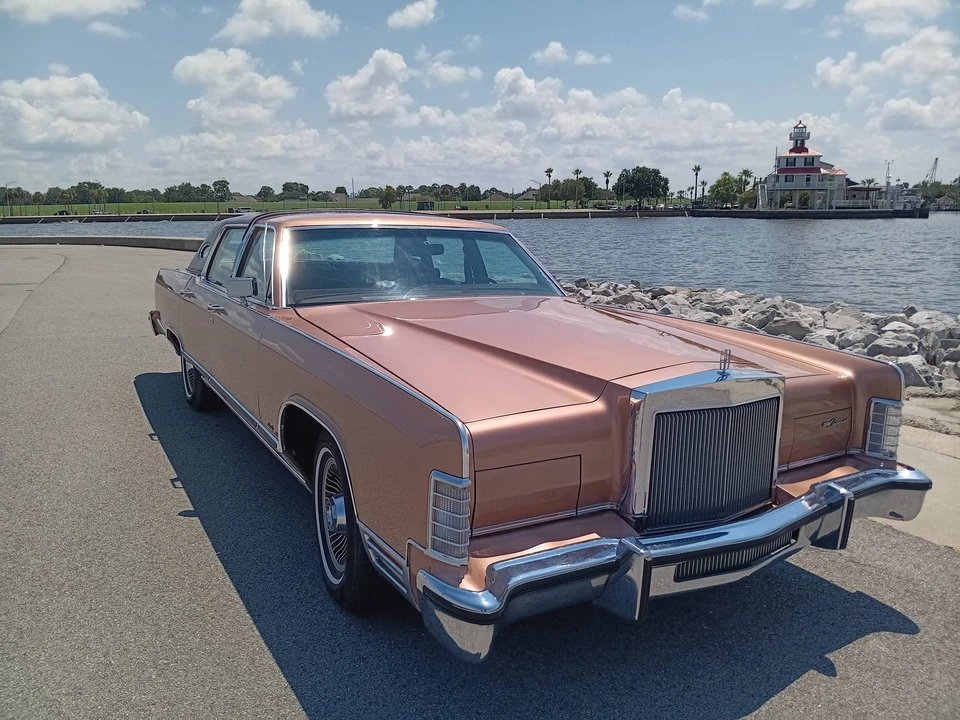 1978 Lincoln Continental 5th Gen - Image 20 of 31