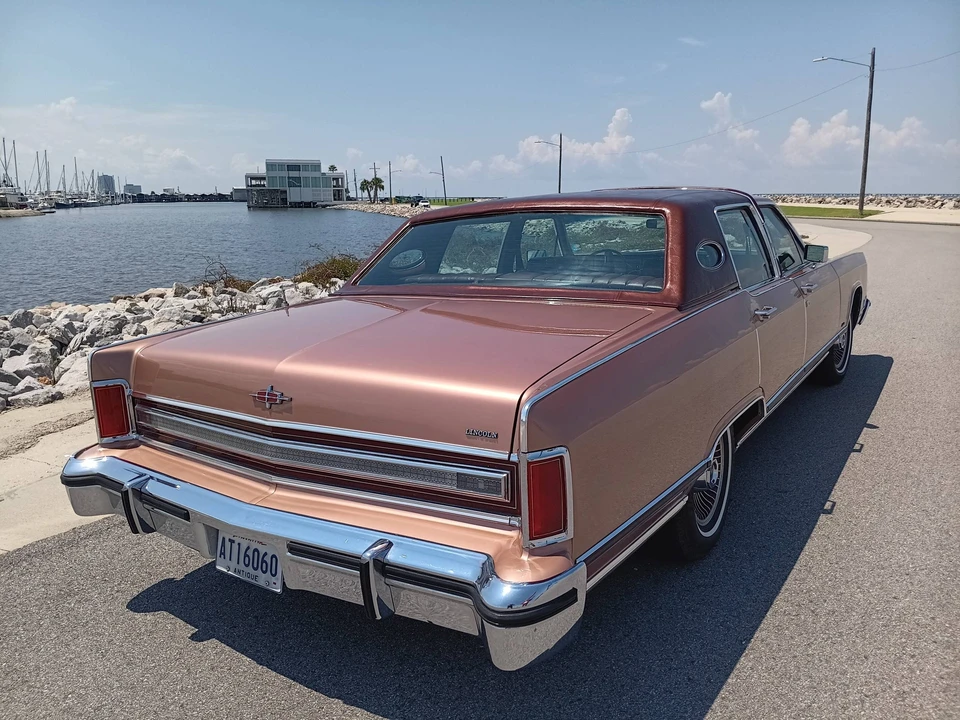 1978 Lincoln Continental 5th Gen - Image 13 of 31