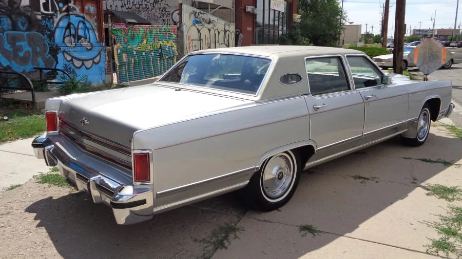 1978 Lincoln Continental 5th Gen - Image 3 of 31