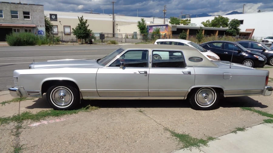 1978 Lincoln Continental 5th Gen - Image 7 of 31