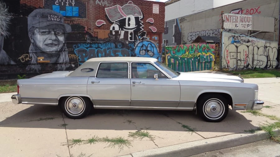 1978 Lincoln Continental 5th Gen - Image 2 of 31