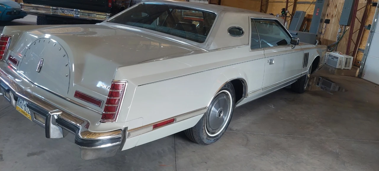 1978 Lincoln Continental 5th Gen - Image 3 of 9