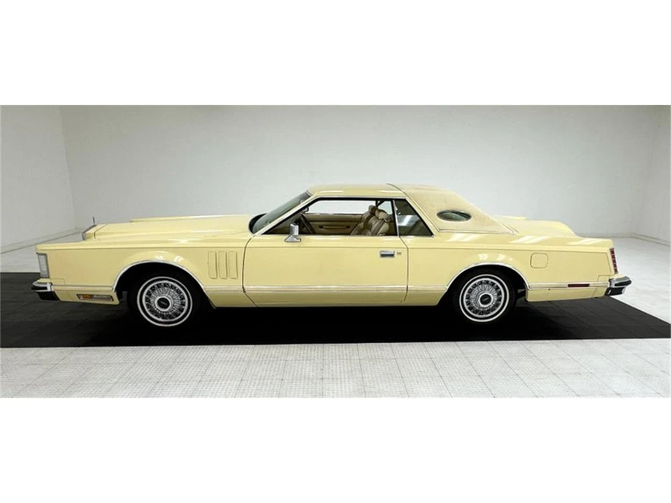 1978 Lincoln Continental 5th Gen - Image 2 of 31